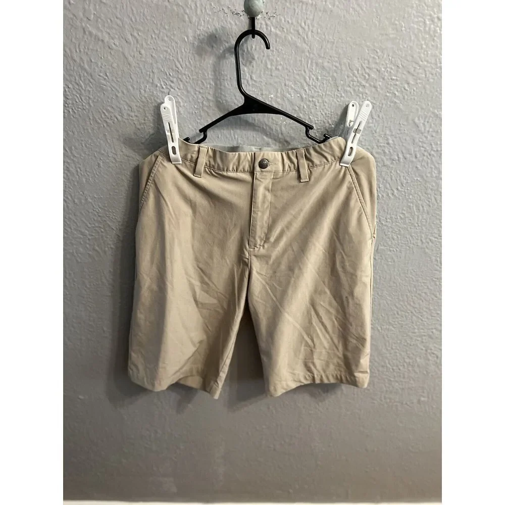 Adidas Golf Shorts men's size 32‎ Beige Inseam 10.5 Inches flat front